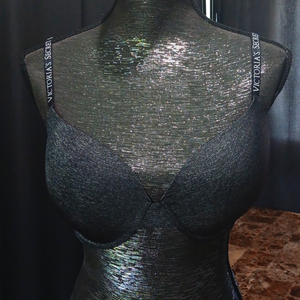VICTORIA SECRET T-SHIRT LIGHTLY LINED DEMI  BRA 38C